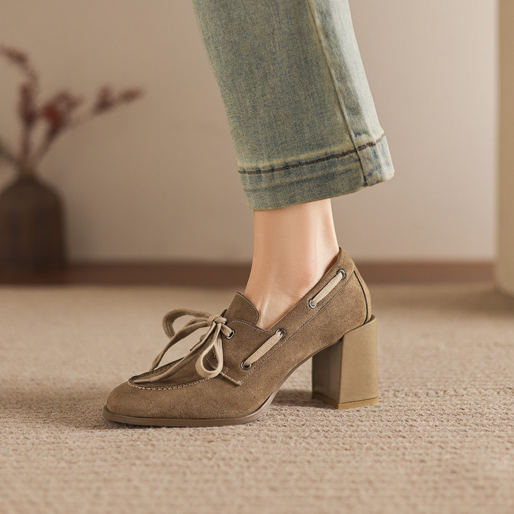 Deep Mouth Brogue High Heel Shoes - Image 2