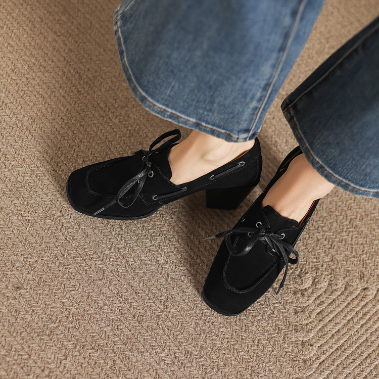 Deep Mouth Brogue High Heel Shoes - Image 4