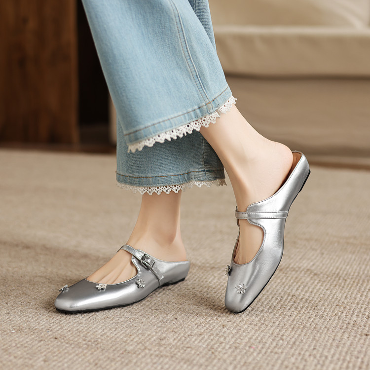 Women's Closed Toe Chunky Heel Slippers for Summer - Image 4