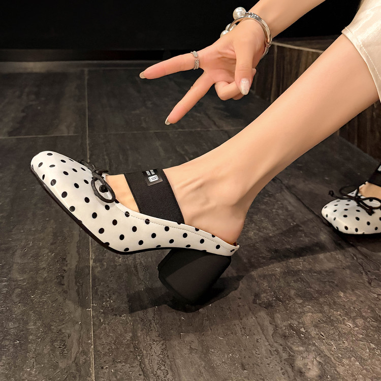 Women’s High Heel Closed Toe Slippers Korean Style Polka Dot White Black